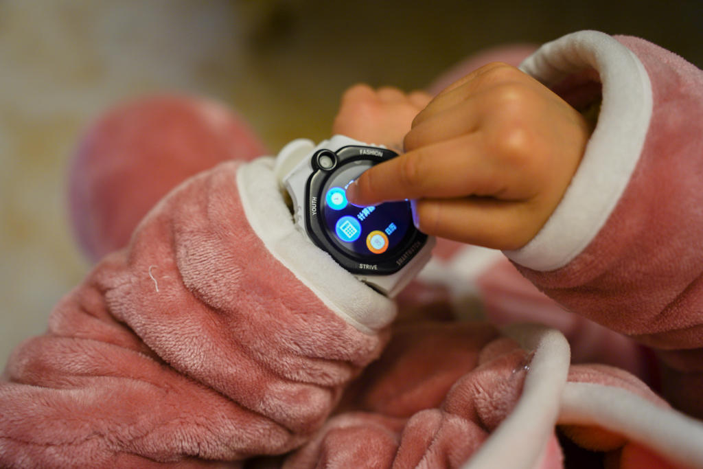 didoy16血糖手表评测,宝宝的安全卫士