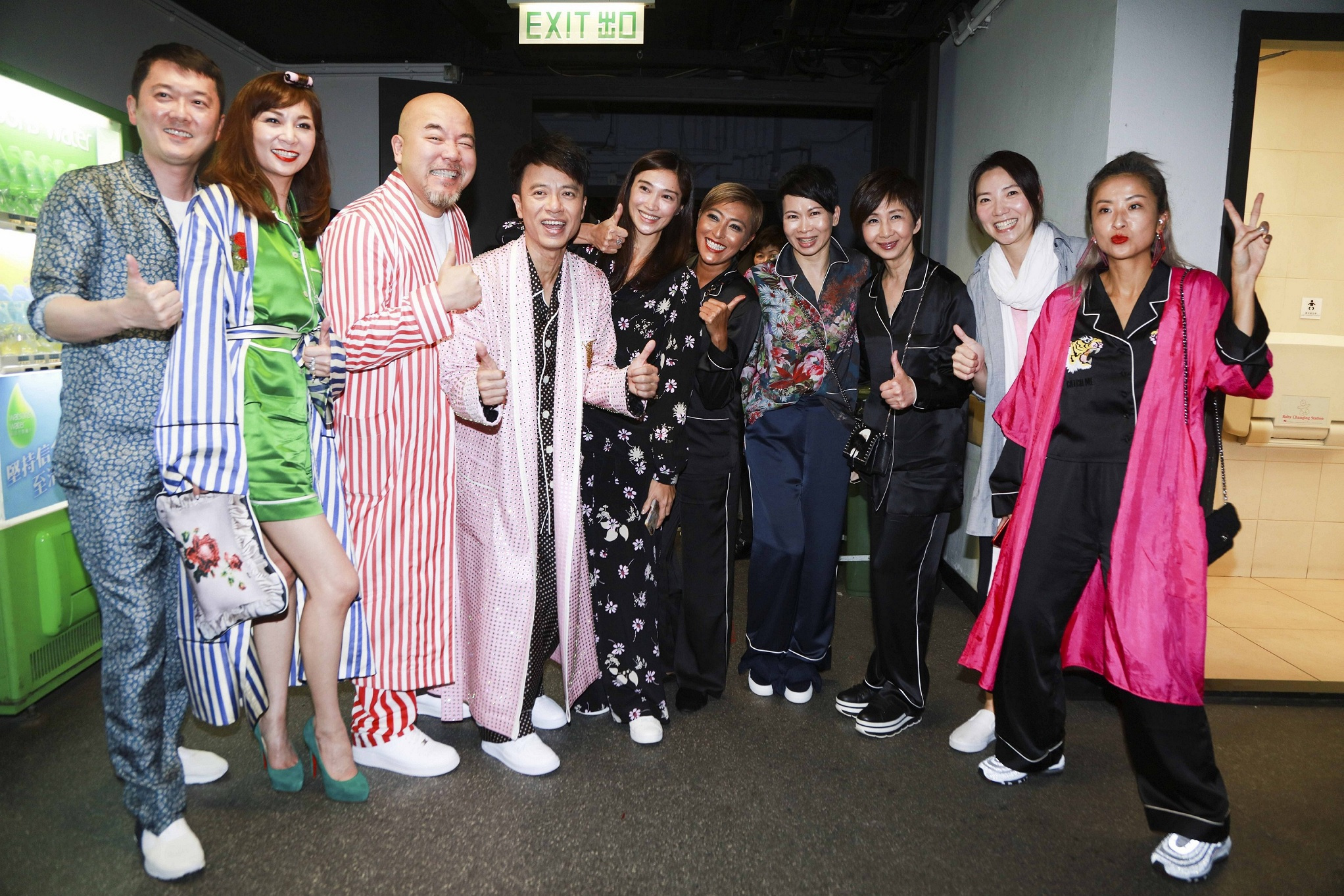 香港名媛鄙视链：深扒不是老钱却站在顶端的眼镜店老板娘邱李茂琪