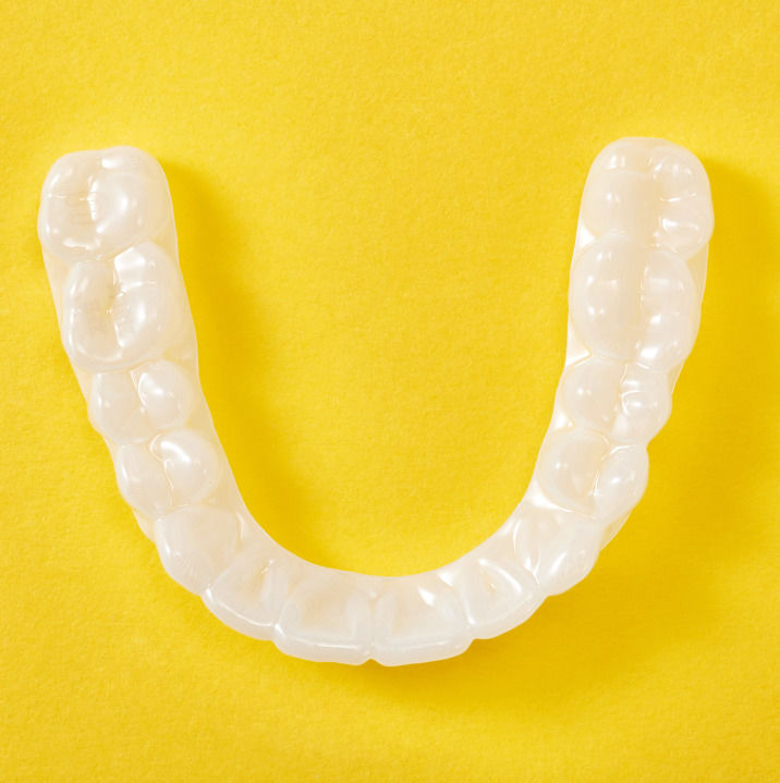 正畸隐形矫正皮筋怎么挂,正畸隐形牙套牵引作用