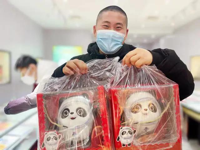 冰墩墩预购时间,冰墩墩线上预售1秒卖光