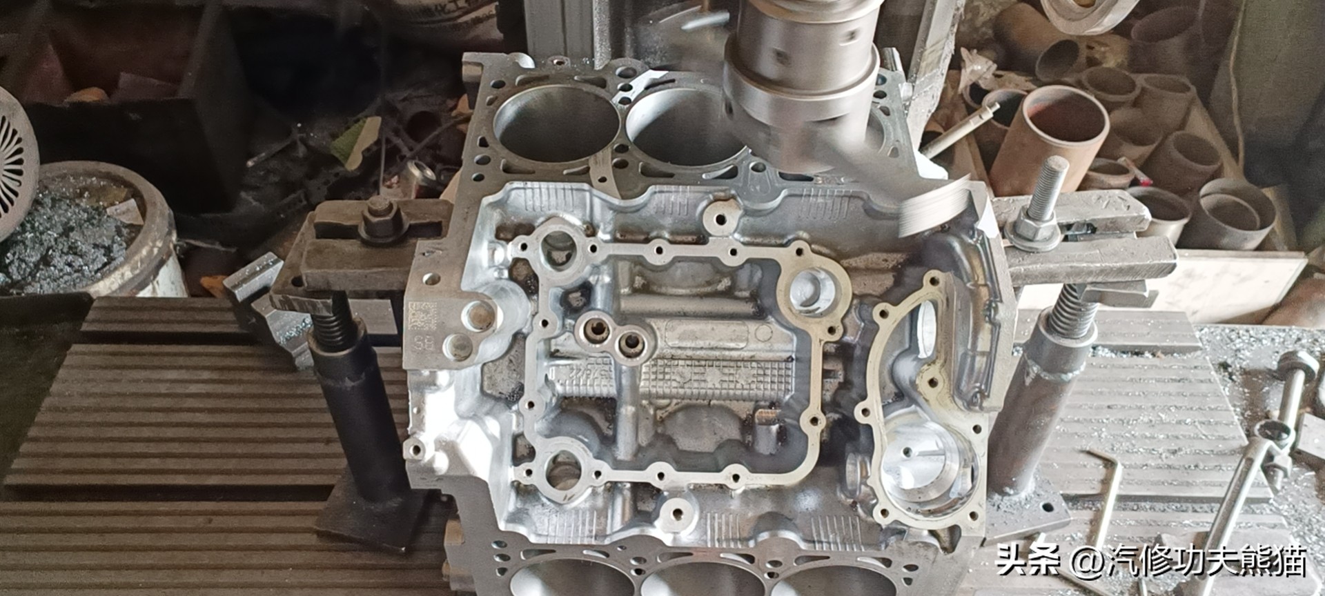 不坑穷人的好车视频,19款奥迪q73.0t烧机油大修全过程