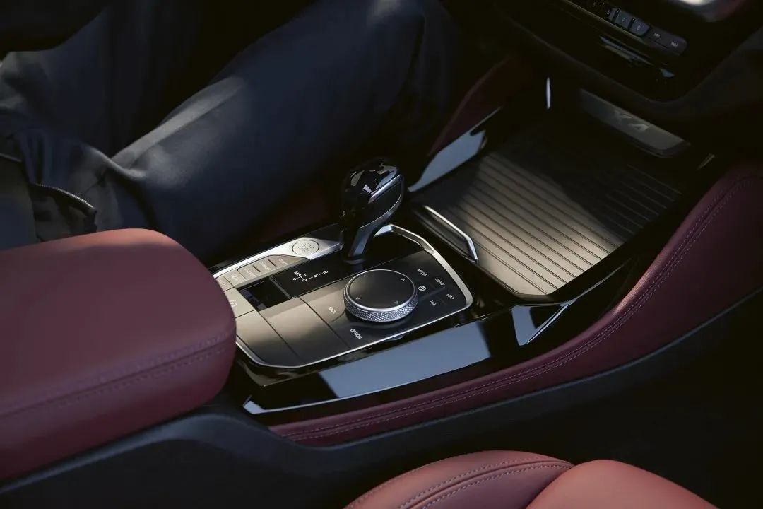 bmwx4跨界版,bmwx4的对手车型