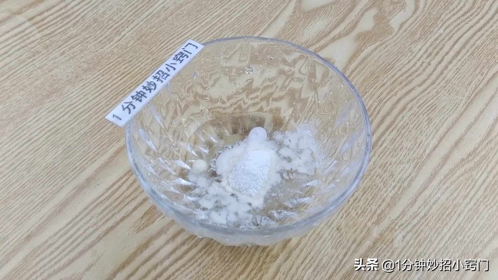 白墙脏了再重新刷一遍可以吗,白墙脏了重新刷有简单的办法吗