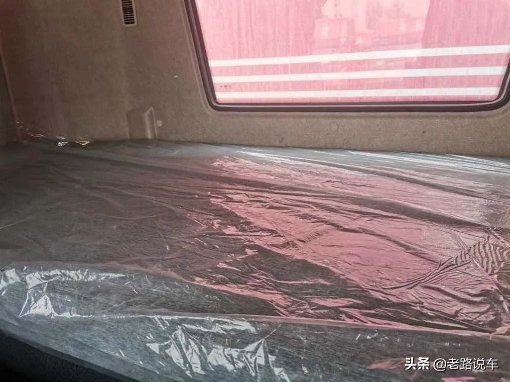 合肥解放j6p560马力牵引车报价,解放j6创富版220马力介绍