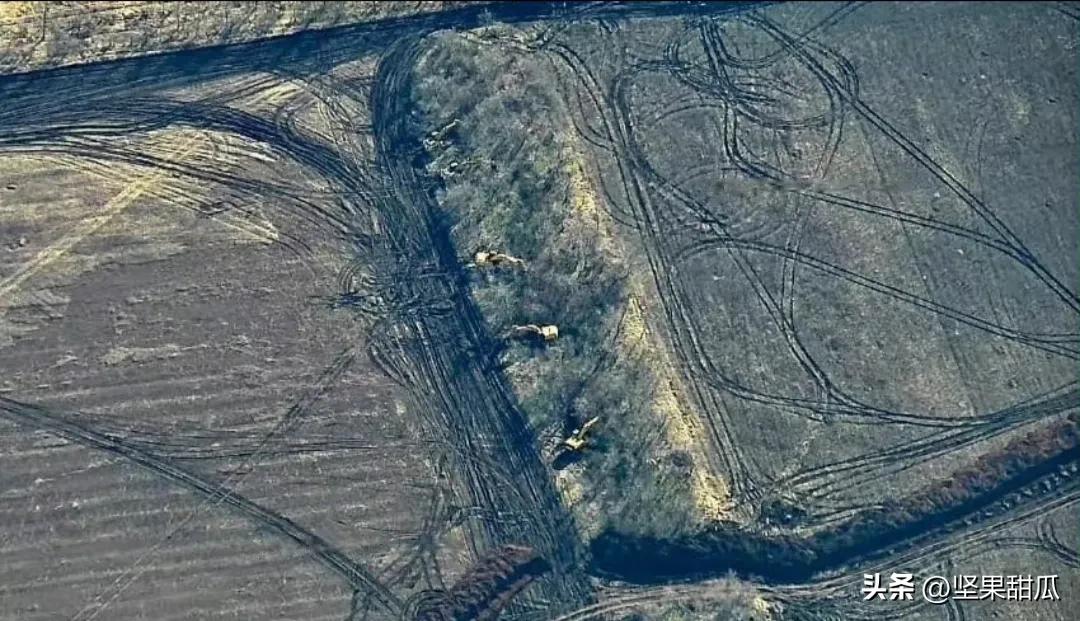 工地挖机热火朝天,俄军突破顿巴斯