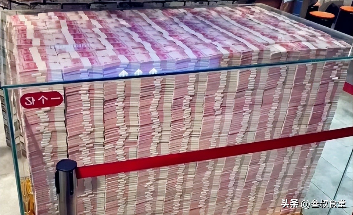 实体店卖白酒怎么赚钱,白酒店卖白酒的利润大概多少