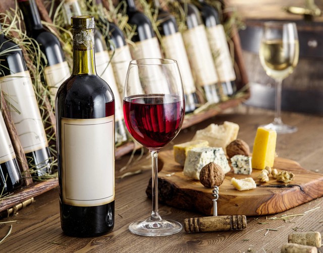 葡萄酒桶是用什么木质制成的,14世纪葡萄牙