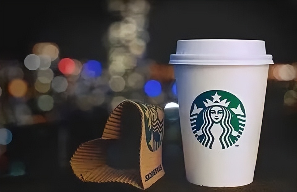 上海星巴克9.9元任选一杯,星巴克凭任意准考证享买一赠一杯