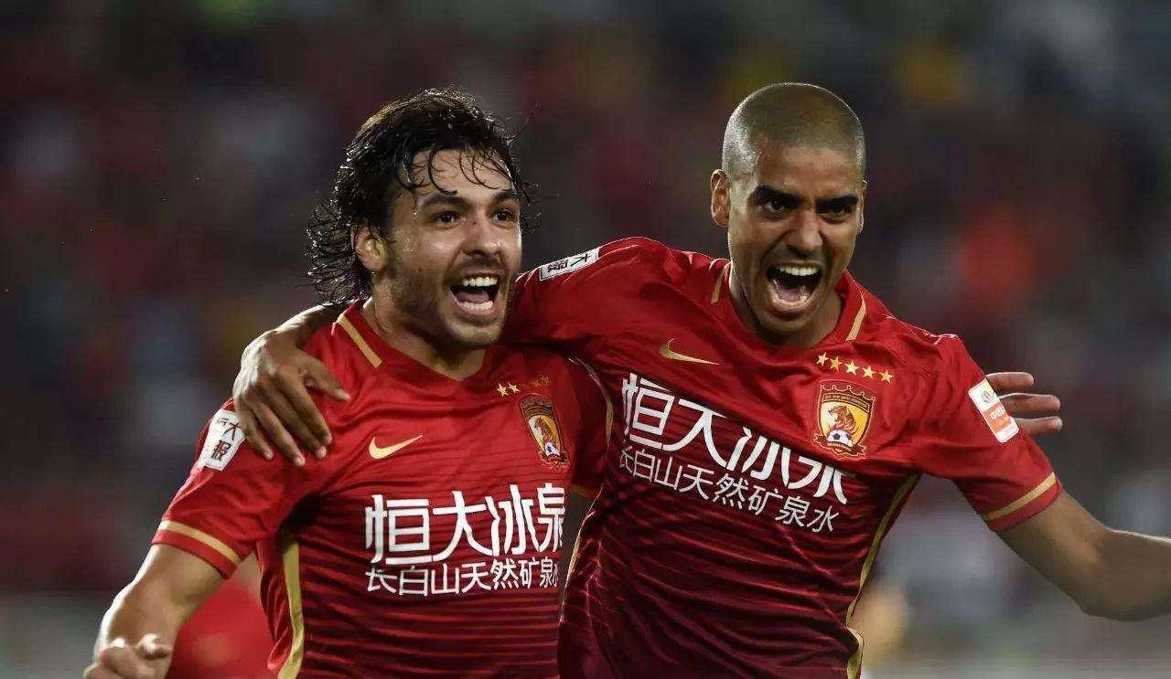 韦世豪免费给广州踢球,韦世豪无偿为广州踢球