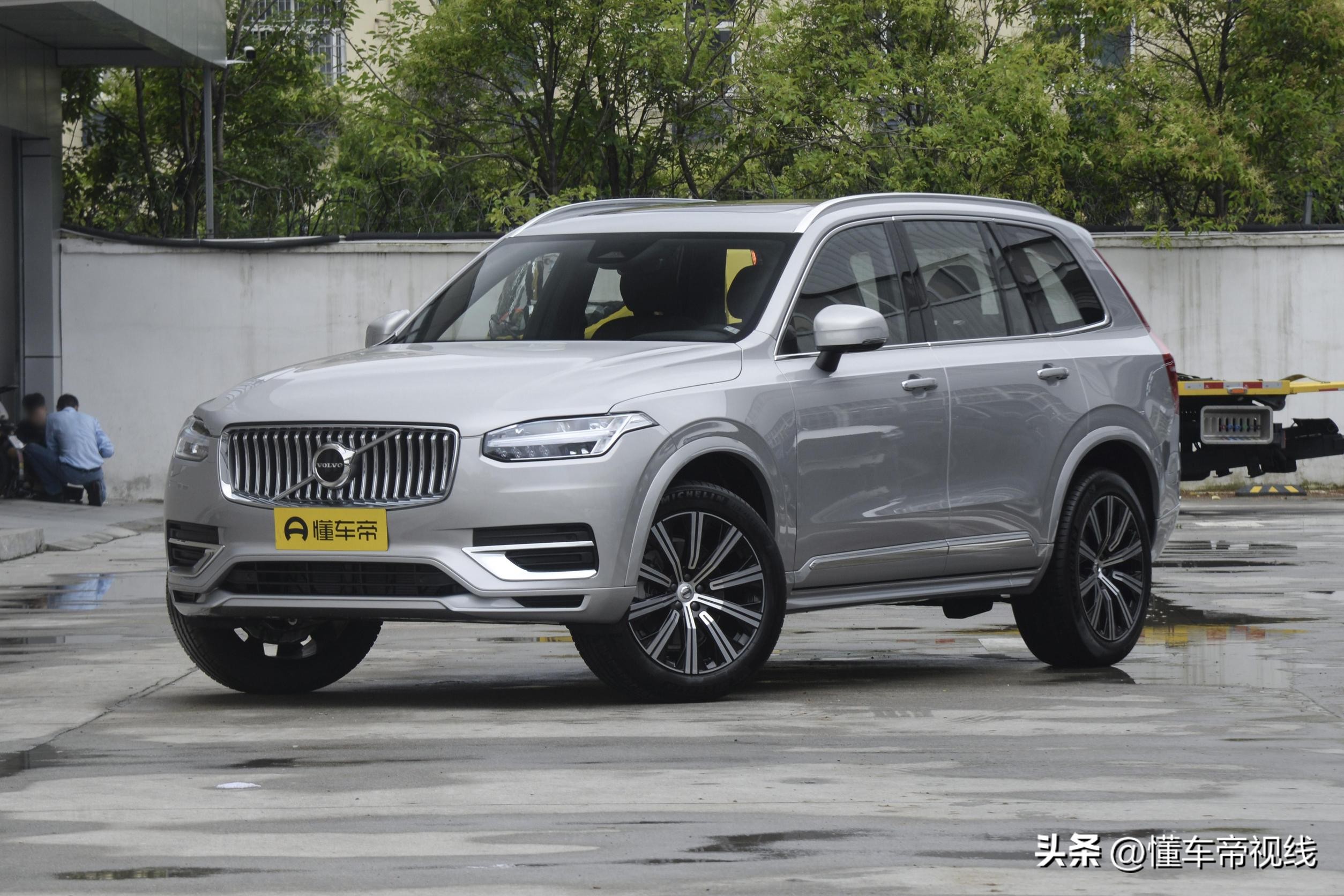 沃尔沃v90cc2023款致远报价,2022款沃尔沃xc90与v90