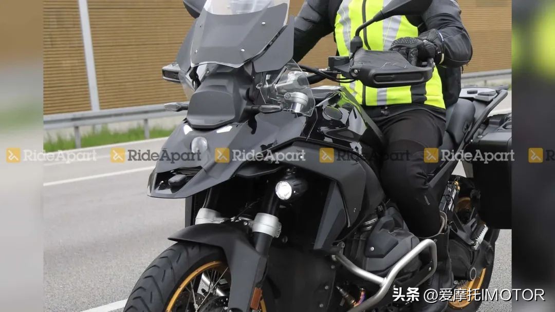 新款宝马k1300gs,宝马r1300gsadv测评