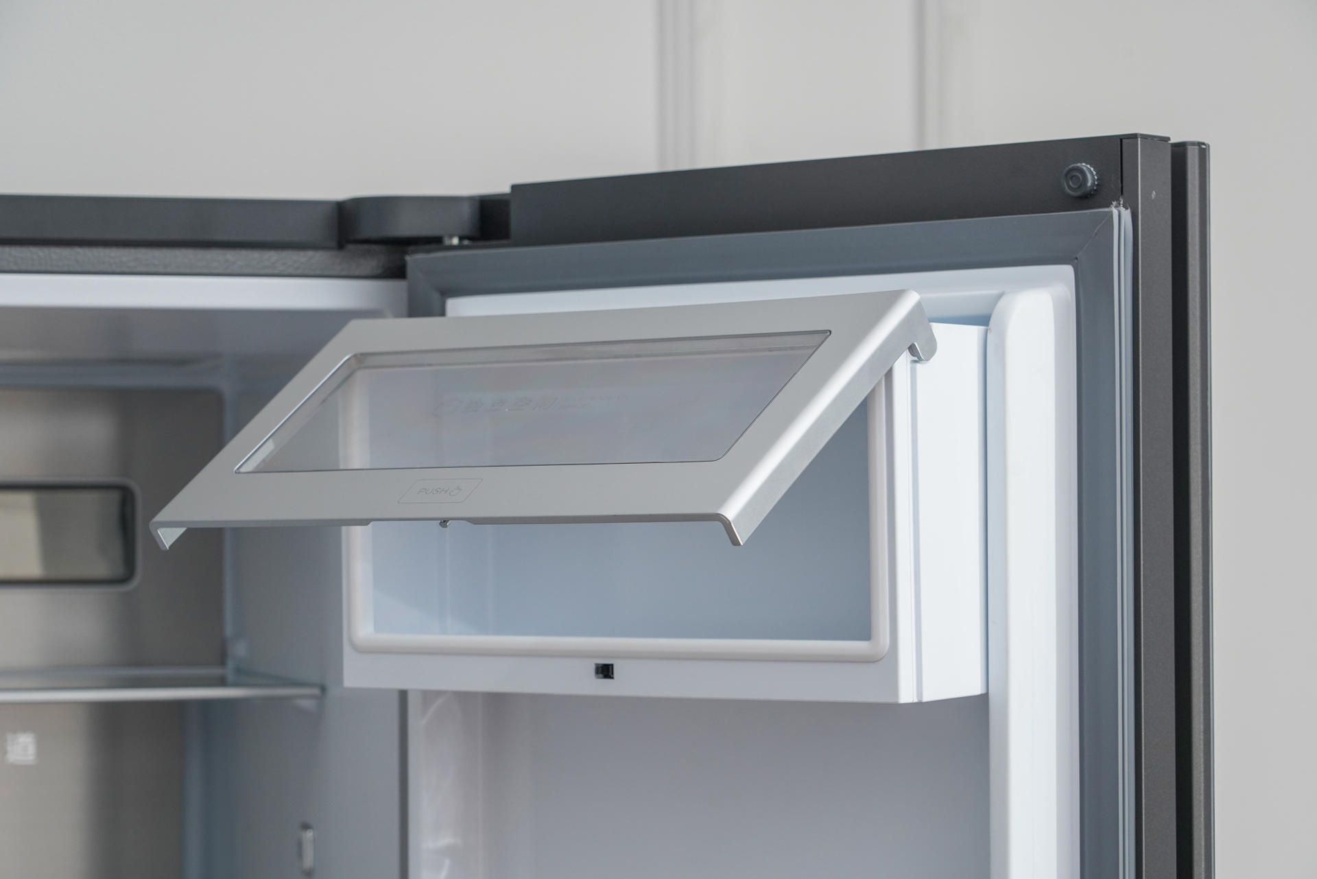 tcl格物冰箱q10评测,tcl格物q10拆解