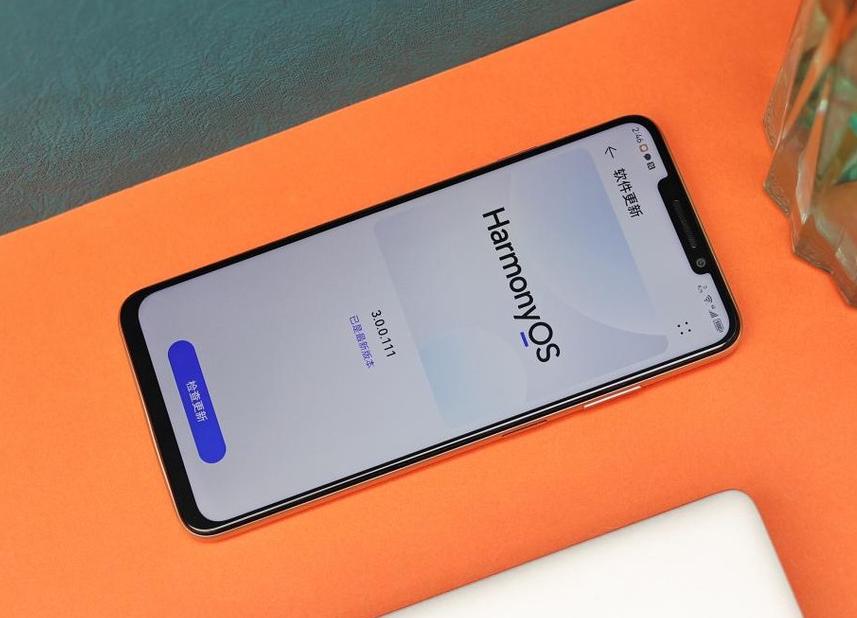 华为再次发力7500mah电池18w快充,华为太狠了