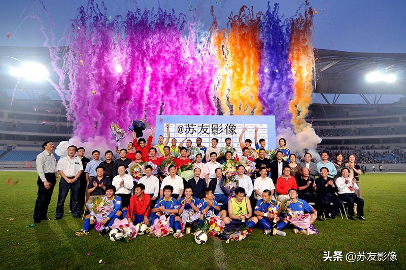 江苏队几年没进季后赛了,江苏足球队赛季结束了吗