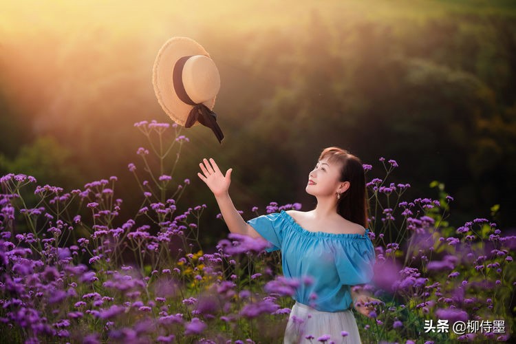 拍照技巧与角度双人,拍照不会摆动作不自然咋办