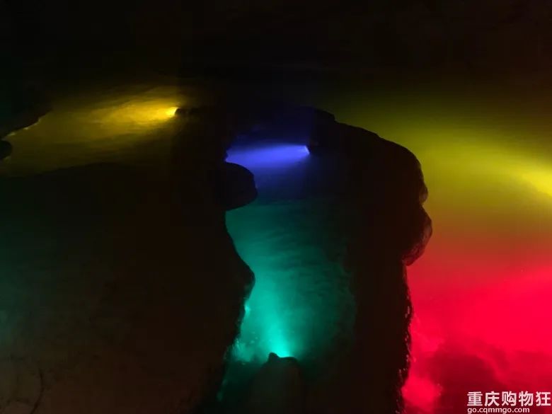 恒温18度避暑好去处,恒温18度地下溶洞