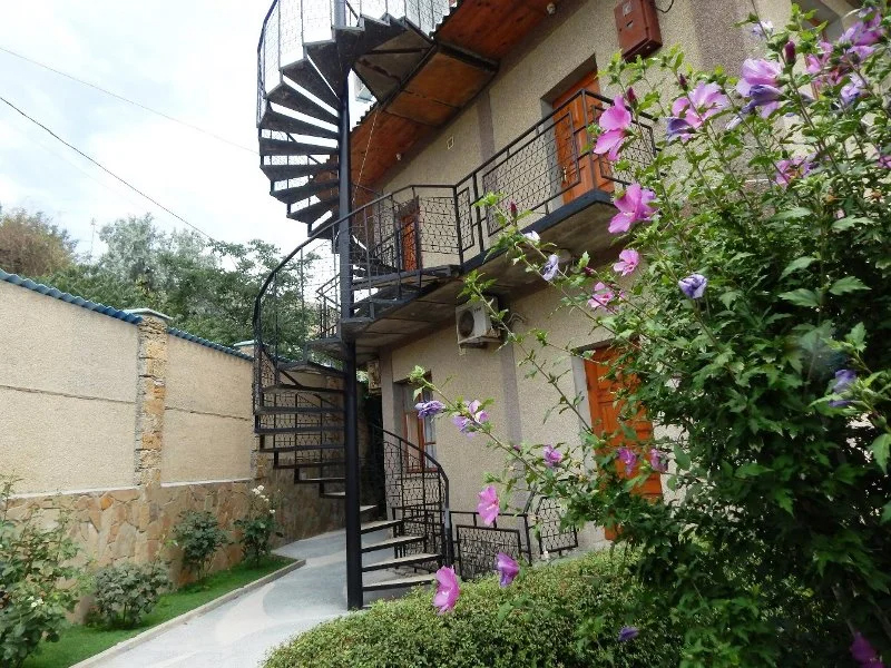 最舒服简单的农家小院,自建房三开间农家小院布局