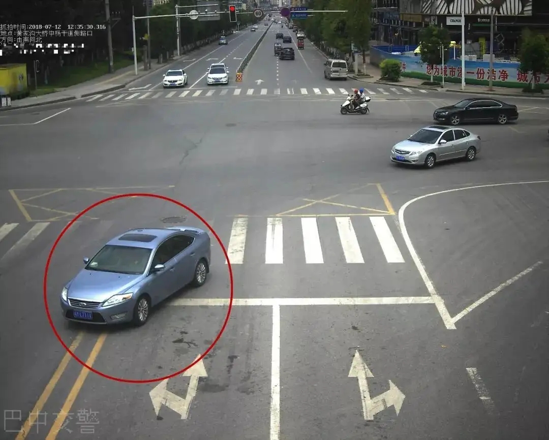 司机遇到这5种违章行为,容易犯糊涂被扣分罚款,新手司机要明白