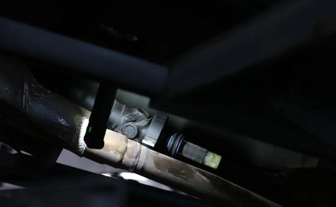 老款宝马730改新款全过程,12年40万公里宝马730翻新