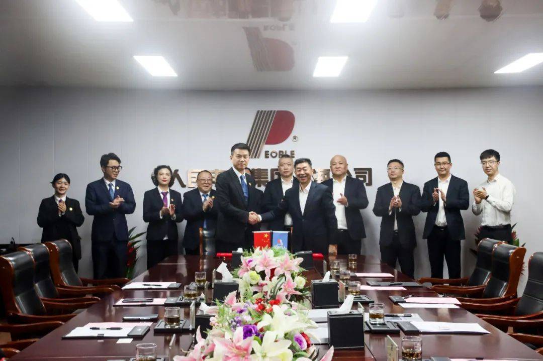 乌鲁木齐城投*党**委书记、董事长宋金刚到访人民电器上海公司考察