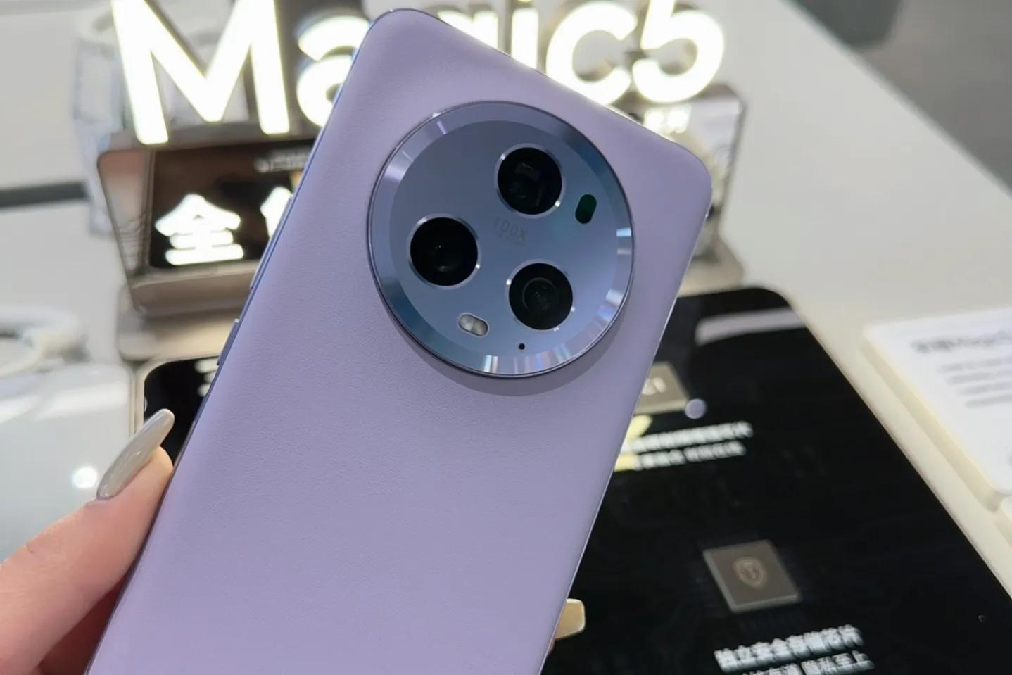 四款高性能旗舰级手机推荐,综合水平最高性能最强的5款手机