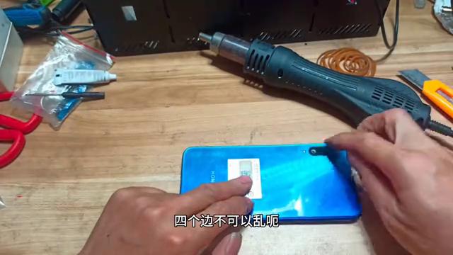 手机换屏一百多的可以吗,更换手机屏