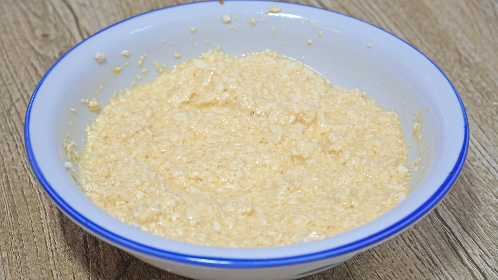 面粉这样做酸甜可口出锅瞬间抢光,面粉的独特做法每一口都酥掉渣