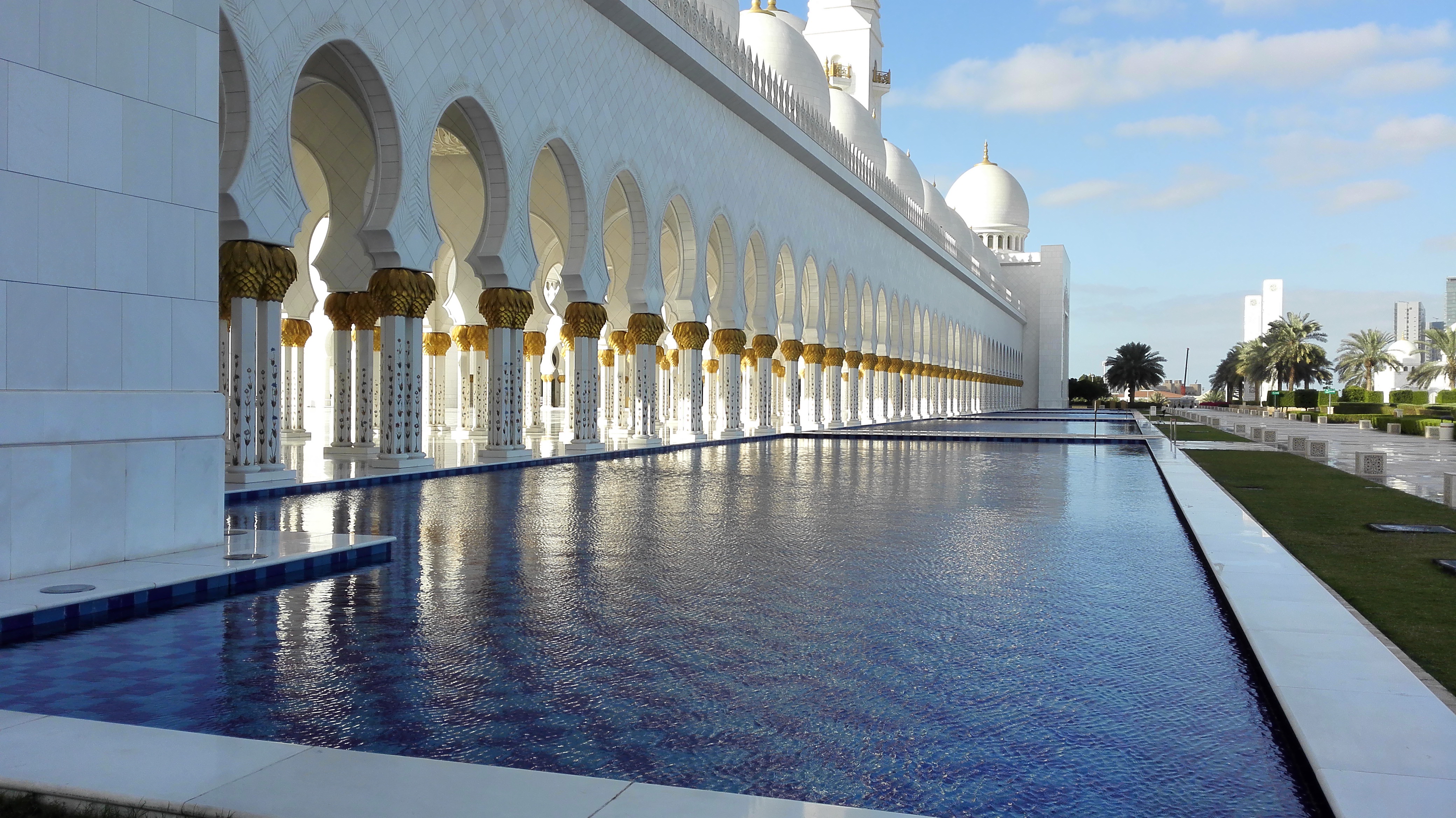 走进阿联酋,走进大山