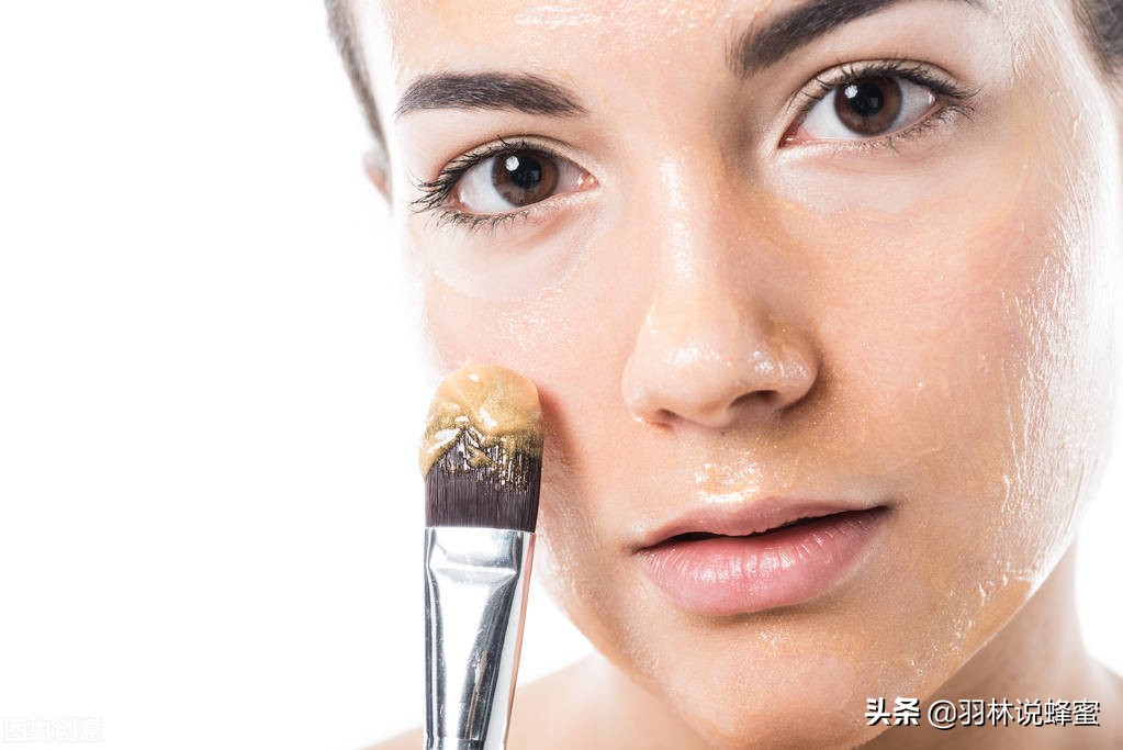 什么蜂蜜做面膜功效最佳,蜂蜜怎么用在脸上美容