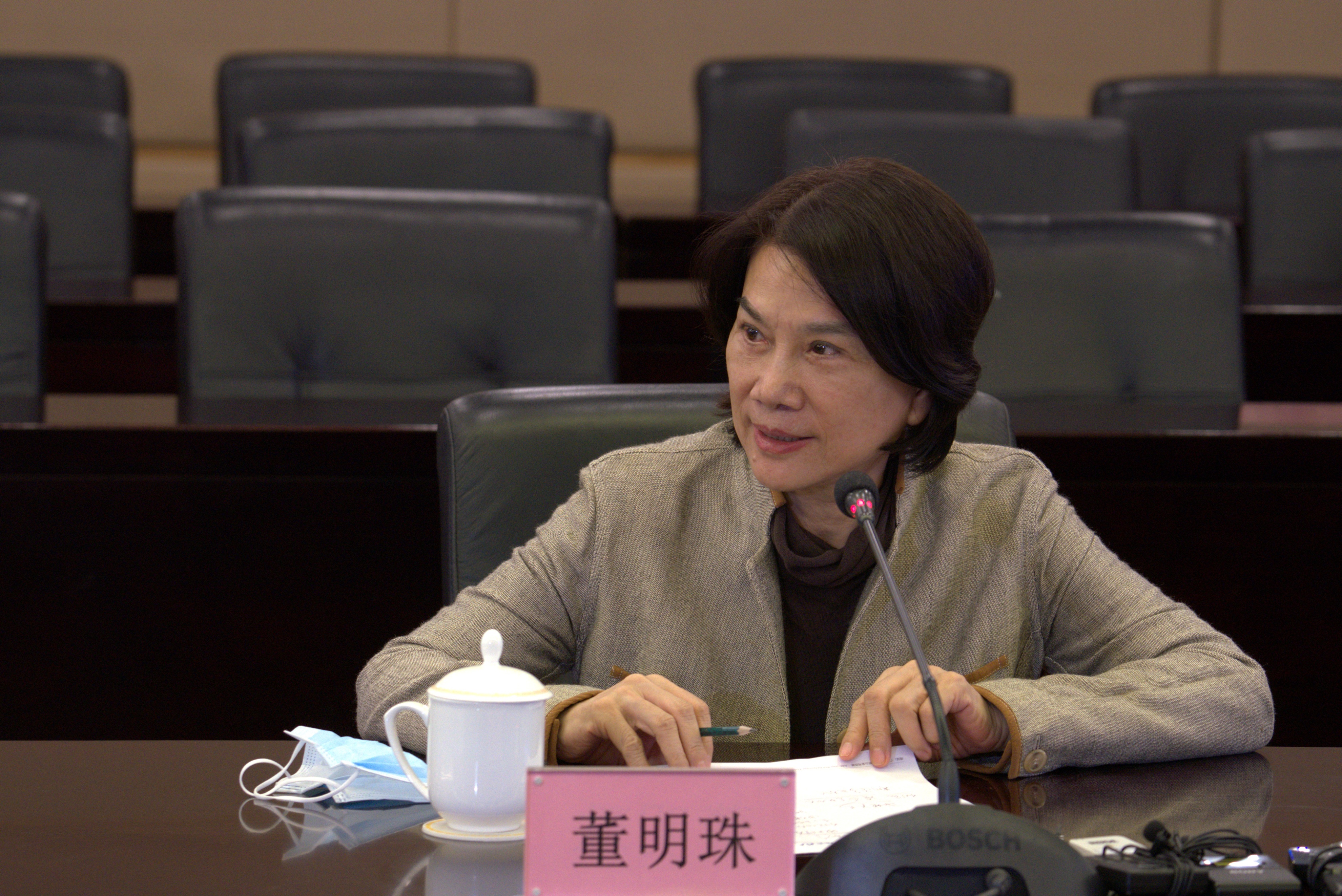 董明珠多少岁丧夫,董明珠30岁丧夫