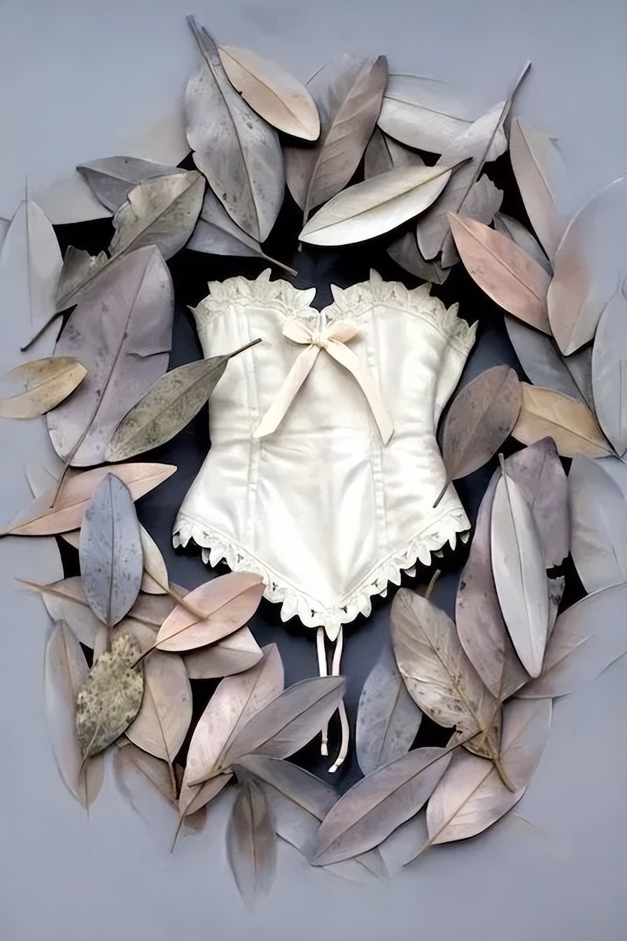 鑰佷汉闆曞鎯婅壋涓栦汉,鑰佸厛鐢熼洉濉戜綔鍝佹璧忓浘