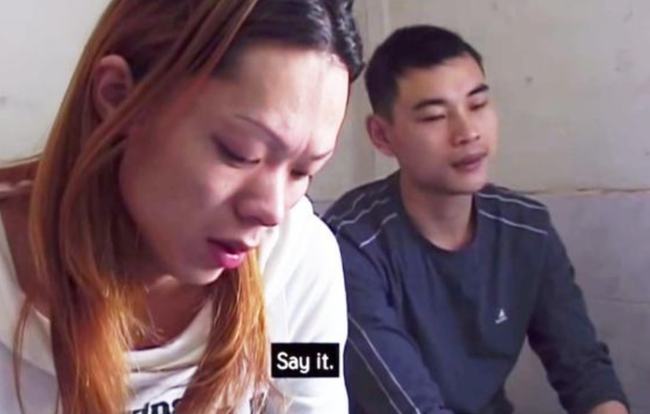 “人妖”李二毛：为爱情变性，被跟拍17年，离世多日才被发现