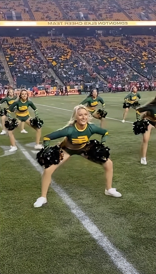 世界杯最牛的啦啦队,最多人的世界杯啦啦队