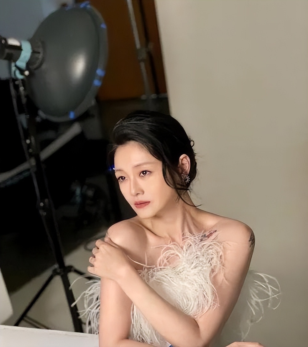 大s和具俊晔丢爆米花,大s和具俊晔代言被取消了吗