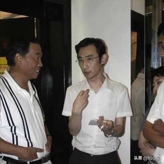 为艺术献身，被丈夫、父亲抛弃的汤加丽，如今46岁仍孤身一人