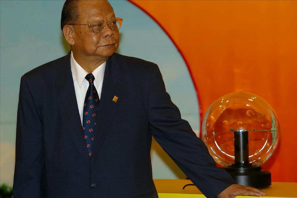 金利来老板曾宪梓简历,金利来创始人曾宪梓遗产分配