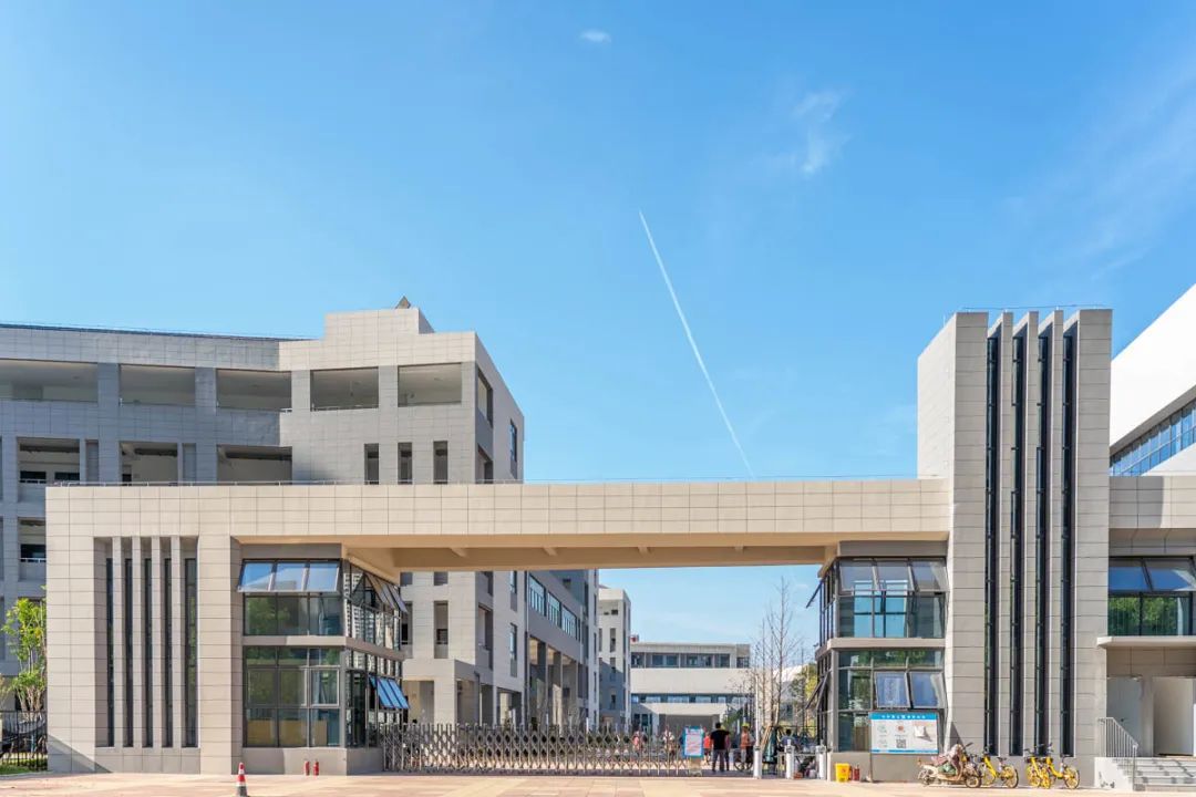 武汉各高校开学了吗,武汉经开新开学校