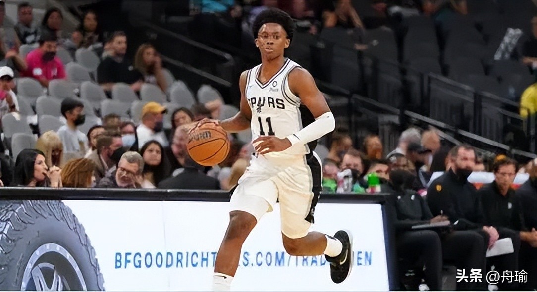 小卡欧文最新消息,nba欧文小卡