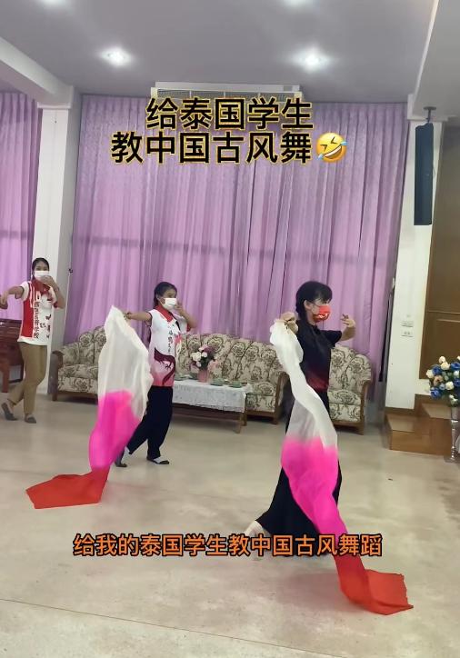 泰国学生疯狂迷恋《苍兰诀》，华流到底在东南亚有多火？