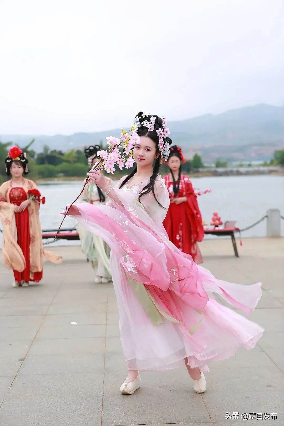 美食、乐队、集市...超多活动精彩来袭！这个“五一”玩转蒙自