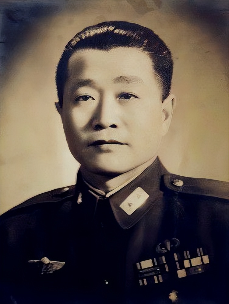 国民*党**军官被俘，自称代号“902”，李克农亲自证实：请予以优待