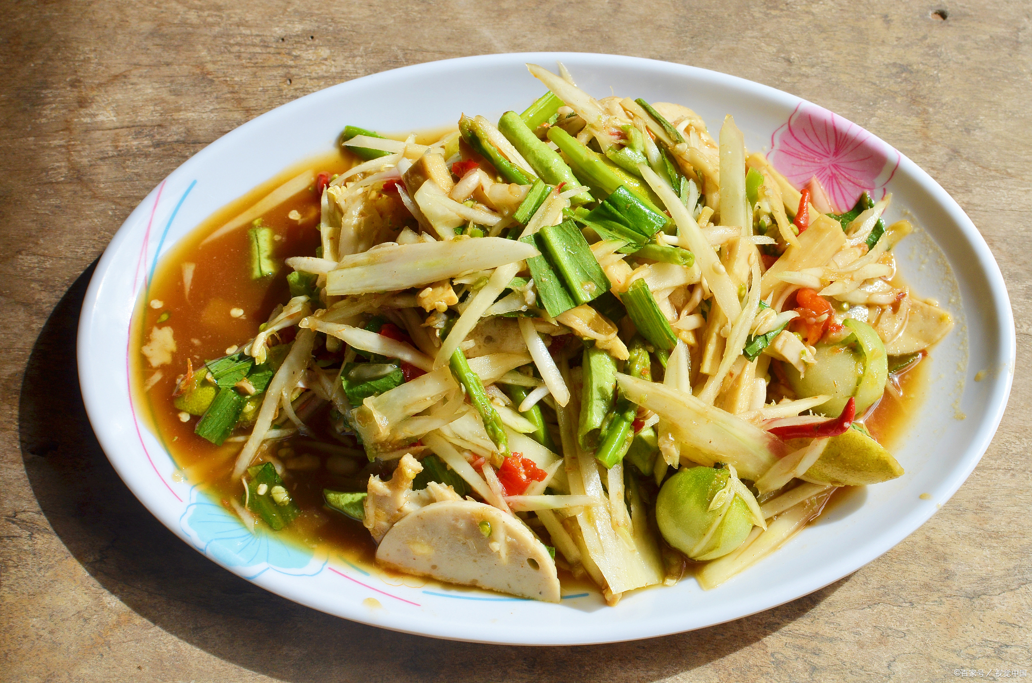 凉拌春笋做法简单清脆爽口,新鲜春笋清脆爽口