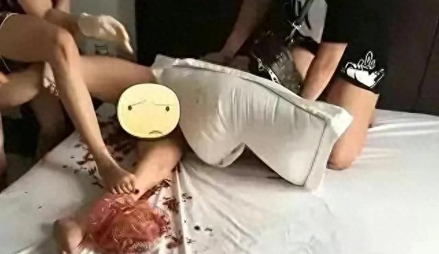 丈夫出轨妻子拉小三游街获刑,丈夫出轨妻子将小三扒光游街获刑