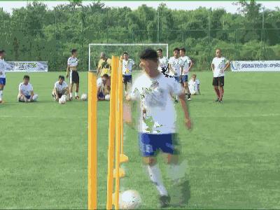 中考体育足球绕杆技巧,中考体育篮球训练方法