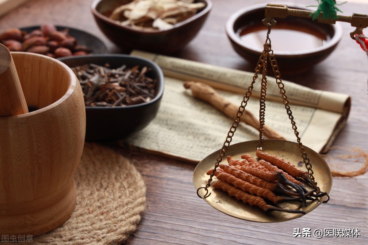 脾胃虚寒湿气重先去寒还是补脾胃,脾胃失调湿气重肾虚