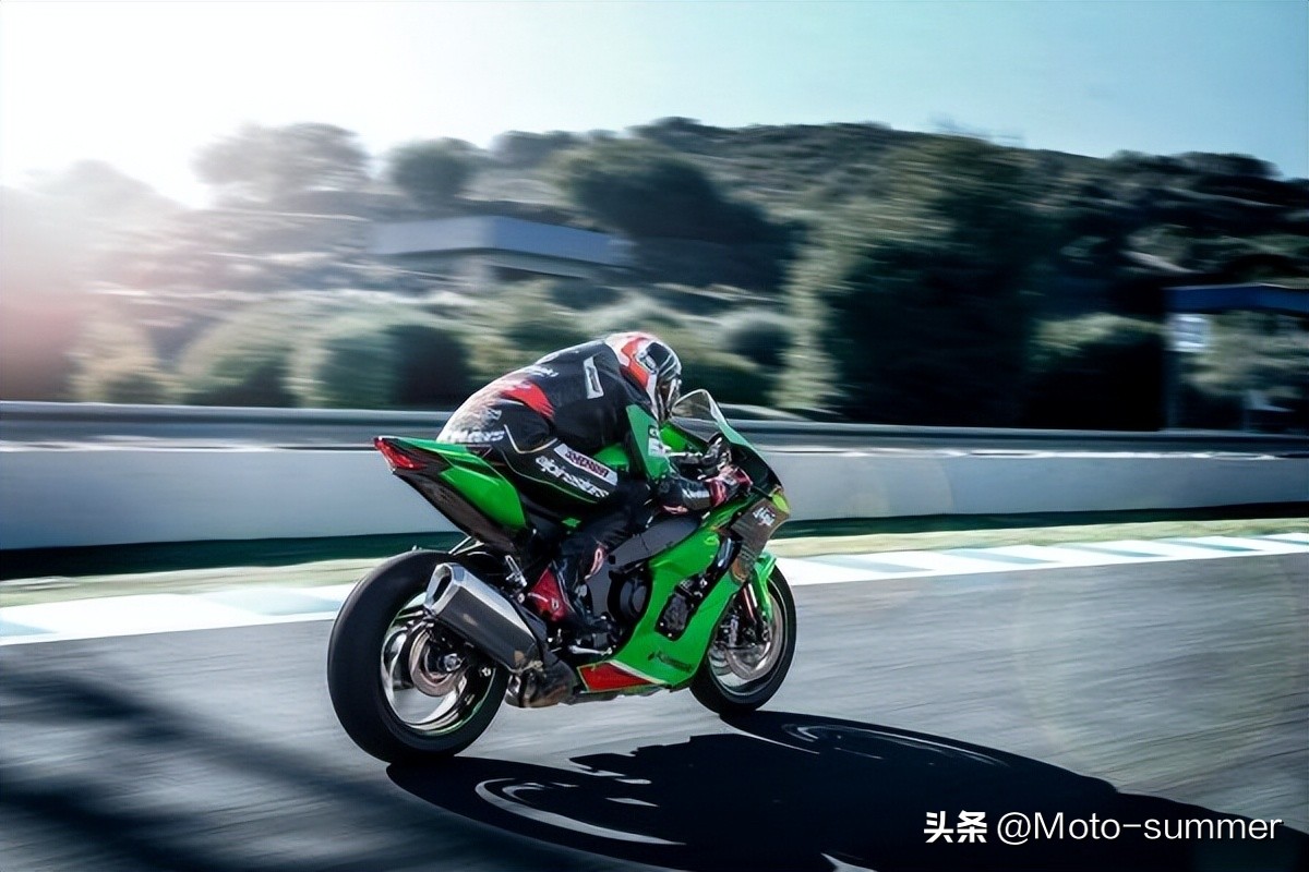 2021川崎zx10r改全绿,2022川崎zx-10r黑红