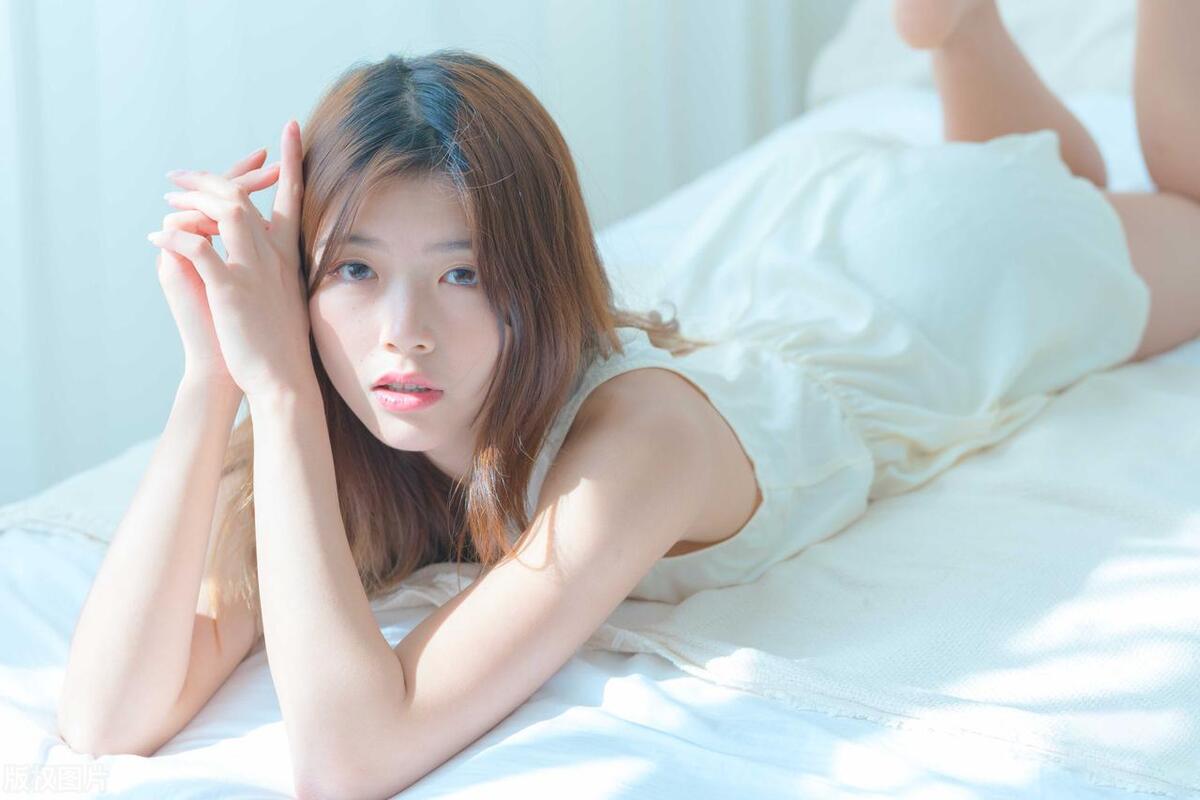 决绝逆流，终成女子——安徽小伙“自学”变性手术引发争议