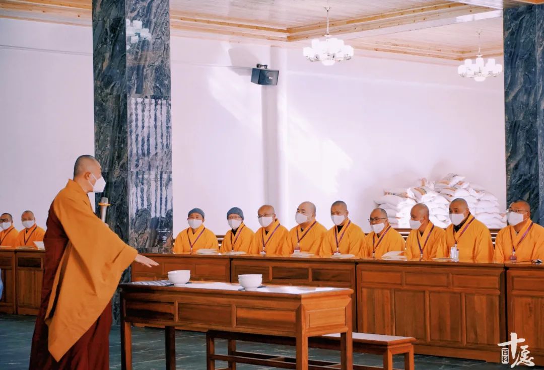 寺庙过堂的正确方法,去寺院过门槛有什么讲究