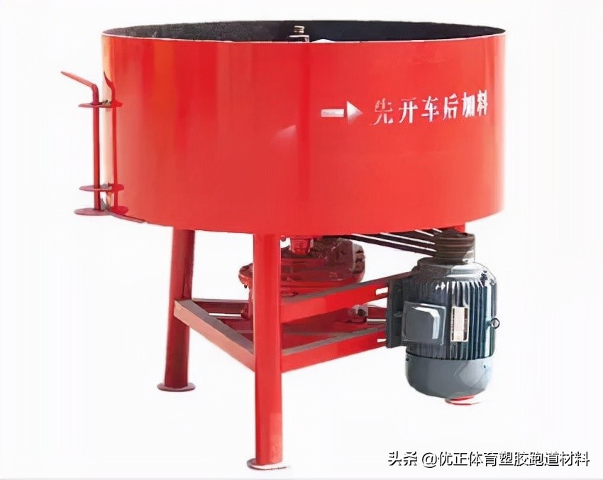 透气型塑胶跑道工艺流程,透气型塑胶跑道翻新