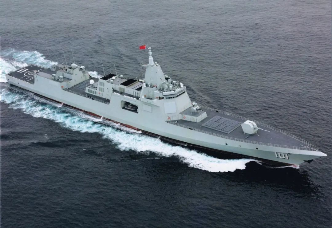 美媒中国055重驱或世界最强,美媒055